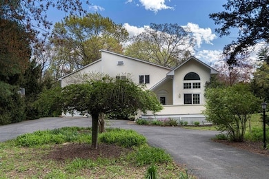 48 Claybrook Rd, Dover, MA 02030 - photo 2