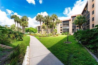 Wanamaker House unit 526, Port Charlotte, FL 33952 - photo 6