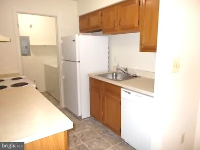 115 Claire Ct, Blackwood, NJ 08012 - photo 4