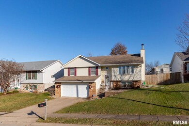 6135 N Elmwood Ave, Davenport, IA 52806 - photo 3