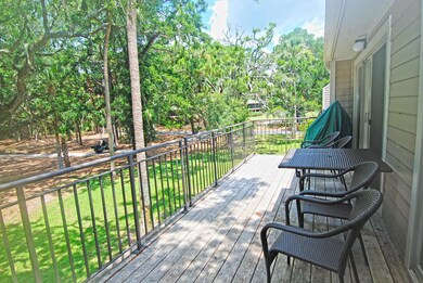 MLS_DSC_0054_porch 2