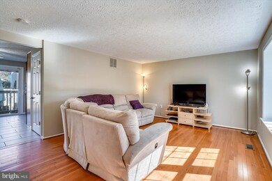 6011 Tree Swallow Ct, Columbia, MD 21044 - photo 7