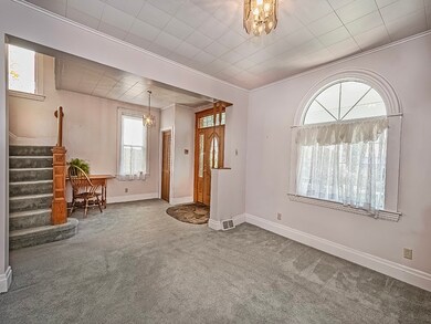 Spacious and Bright!
