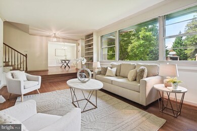 3204 Woodhollow Dr, Chevy Chase, MD 20815 - photo 3