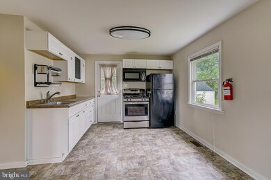 538 N Oakland Ave, Runnemede, NJ 08078 - photo 7