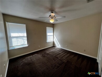 1223 Clyde St unit 1225, San Marcos, TX 78666 - photo 6