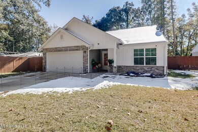 6115 Beach St, Ocean Springs, MS 39564 - photo 2