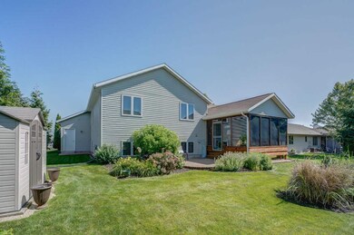 726 Leeward Ln, Oregon, WI 53575 - photo 5