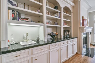 1906 Elmen St, Houston, TX 77019 - photo 4