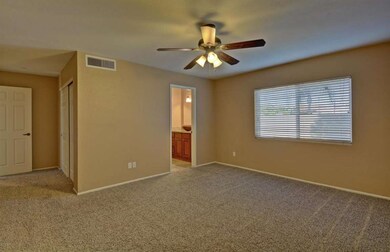 Master Bedroom (2)