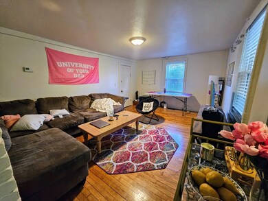 59 S East St, Amherst, MA 01002 - photo 4