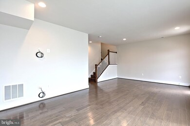 8493 Reformatory Way, Lorton, VA 22079 - photo 4