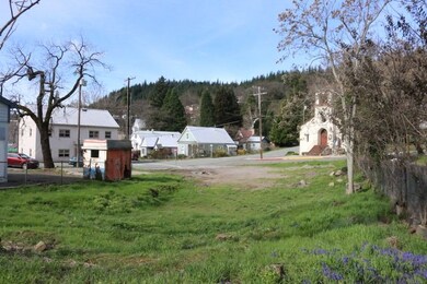 5616 Shasta Ave, Dunsmuir, CA 96025 - photo 2