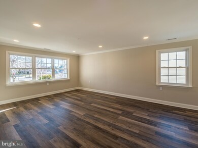 12 Chesterfield Ct, Southampton, NJ 08088 - photo 4