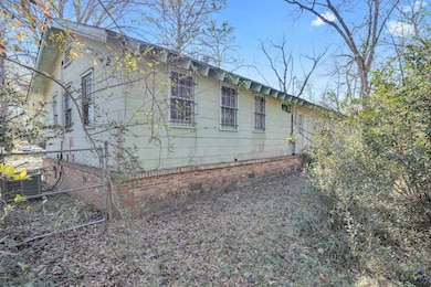 202 Charlevoix St, Fort Valley, GA 31030 - photo 6