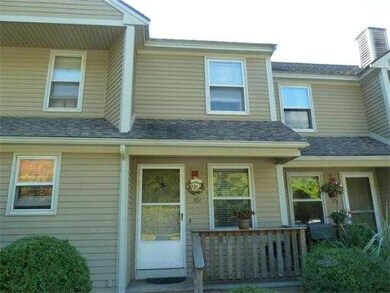 101 Pennacook Dr, Leominster, MA 01453 - photo 2