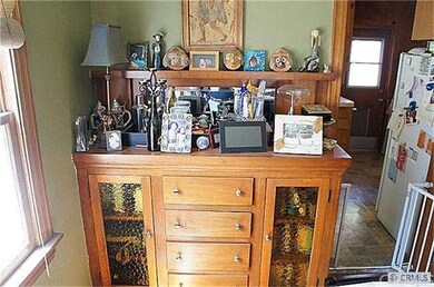 Dining Area - Built-in Sideboard