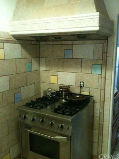 Kitchen Hooded Stove