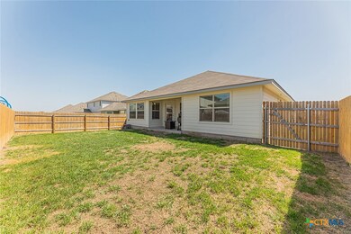 2325 Aylesbury Dr, Copperas Cove, TX 76522 - photo 5