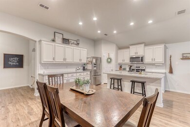 2505 Doe Run, Hudson Oaks, TX 76087 - photo 6