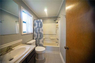 488 Barry Oak Rd, Statesville, NC 28625 - photo 5