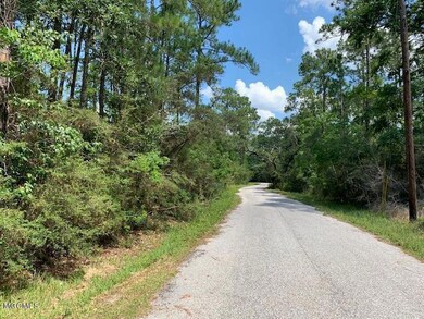 109 Azalea Ln, Pass Christian, MS 39571 - photo 2