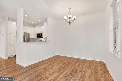 7021 Haycock Rd unit A, Falls Church, VA 22043 - photo 6
