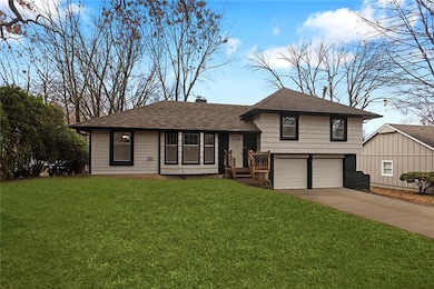 13008 Corrington Ave, Grandview, MO 64030 - photo 2