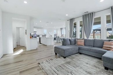 2083 Via Estancia, Chula Vista, CA 91913 - photo 4