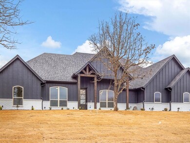 807 Lopez Run, Springtown, TX 76082 - photo 2