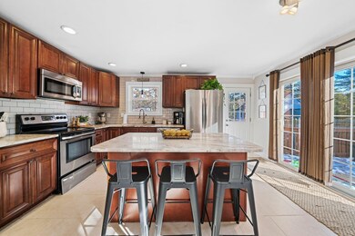 8 John Ln, MerriMacK, NH 03054 - photo 4