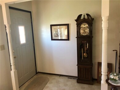 1201 W Temple Ave, Effingham, IL 62401 - photo 6