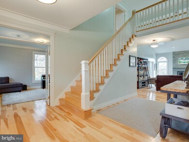 1232 Tottenham Ct, Reston, VA 20194 - photo 3