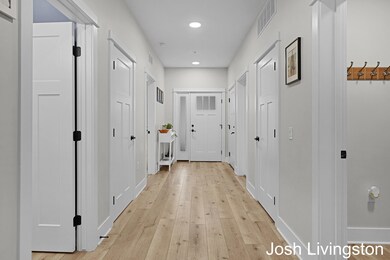 144 Tamarack Ln NE unit 1B, Rockford, MI 49341 - photo 4