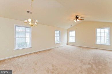 934 Barksdale Ln, Winchester, VA 22601 - photo 6