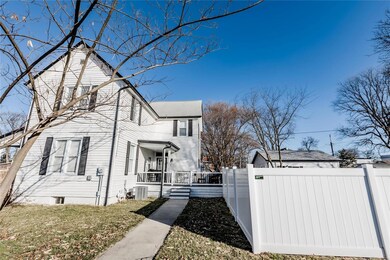 111 S Monroe St, Freeburg, IL 62243 - photo 7