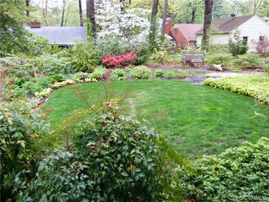 A virtual oasis of year round beauty