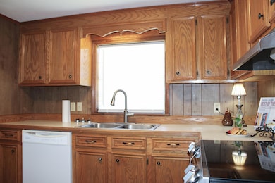 76 Hinton Loop, Petal, MS 39465 - photo 7