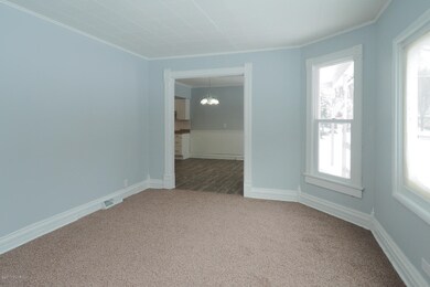 544 Elm-105