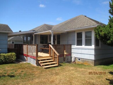 BackOfHome&Deck