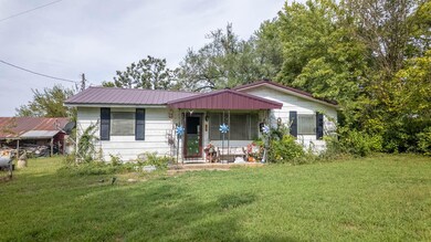 3 bed 1 bath fixer upper003