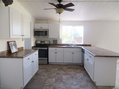 Kitchen Full