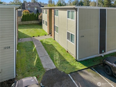 1208 34th St, Seaview, WA 98644 - photo 3