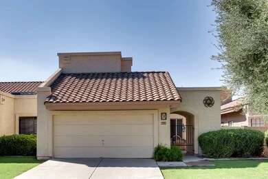 2660 N Carriage Ln Chandler AZ-MLS_Size-