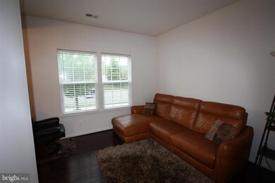 25070 White Sands Dr, Chantilly, VA 20152 - photo 4