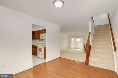 12348 Herrington Manor Dr, Silver Spring, MD 20904 - photo 6