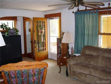 38 E Felton St, North Tonawanda, NY 14120 - photo 3