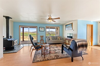 106 Knox Rd, Riverside, WA 98849 - photo 7