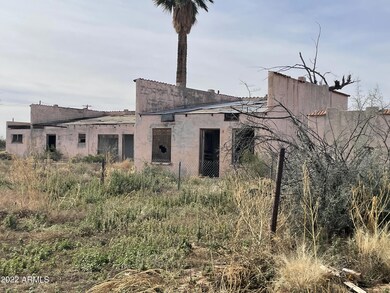 12727 S Edgedale Rd, Eloy, AZ 85131 - photo 5