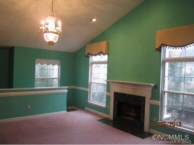 211 Forrestwood Ct, Hendersonville, NC 28792 - photo 5